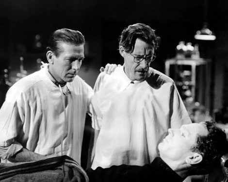 John Carradine and Robert Shayne in The Face of Marble (1946)