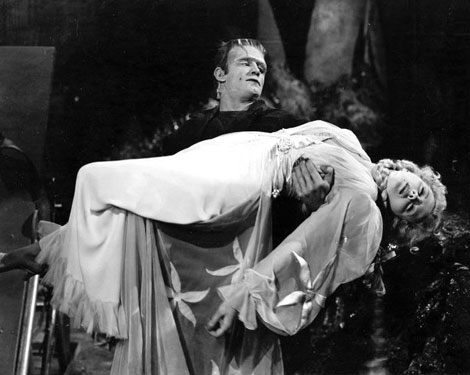 Frankenstein Meets the Wolf Man (1943) movie still